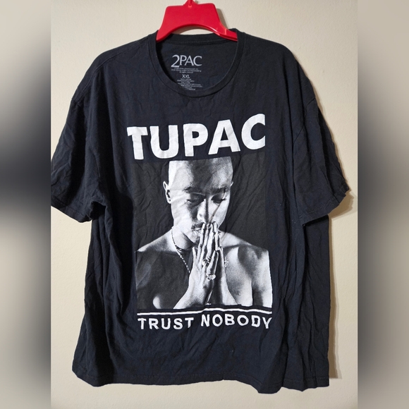 Tupac Trust Nobody Tshirt XXL - Picture 1 of 4